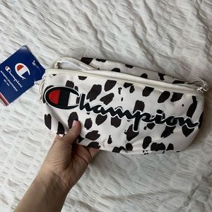 Champion Fanny Pack